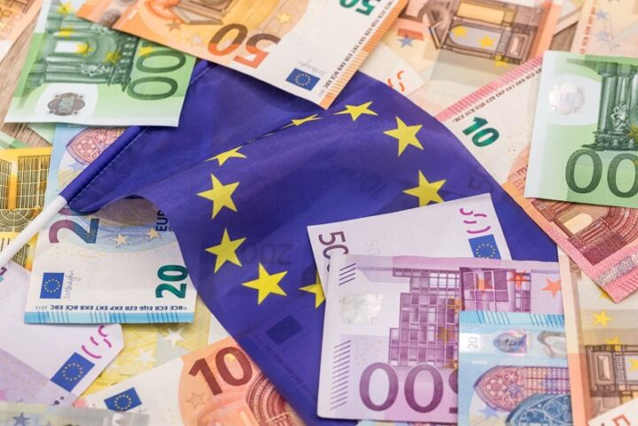 Kabinet wil verbod op contante betalingen boven € 3.000